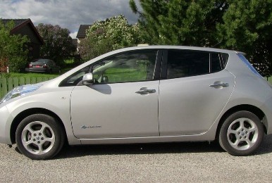 Nissan Leaf – zasięg, dostępne modele, ładowanie