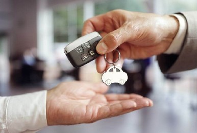 Używane samochody elektryczne – co powinieneś wiedzieć?