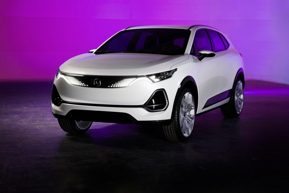 Samochód elektryczny Izera – SUV