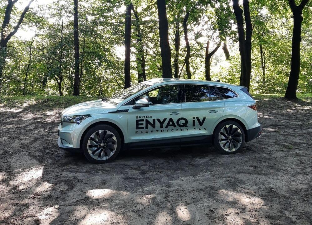 Skoda Enyaq iV - bok 