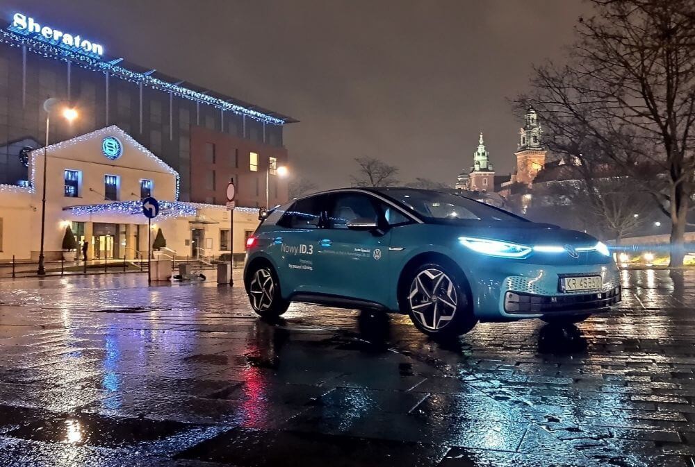Volskwagen ID.3 na zewnątrz